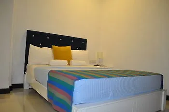 Villa 92 City Stay Kandy Oda ve Kahvaltı
