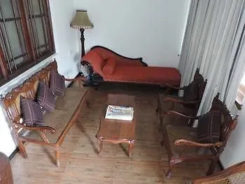 Oda ve Kahvaltı Villa 92 City Stay Kandy